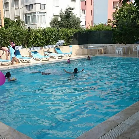 Lägenhetshotell Tunali Antalya